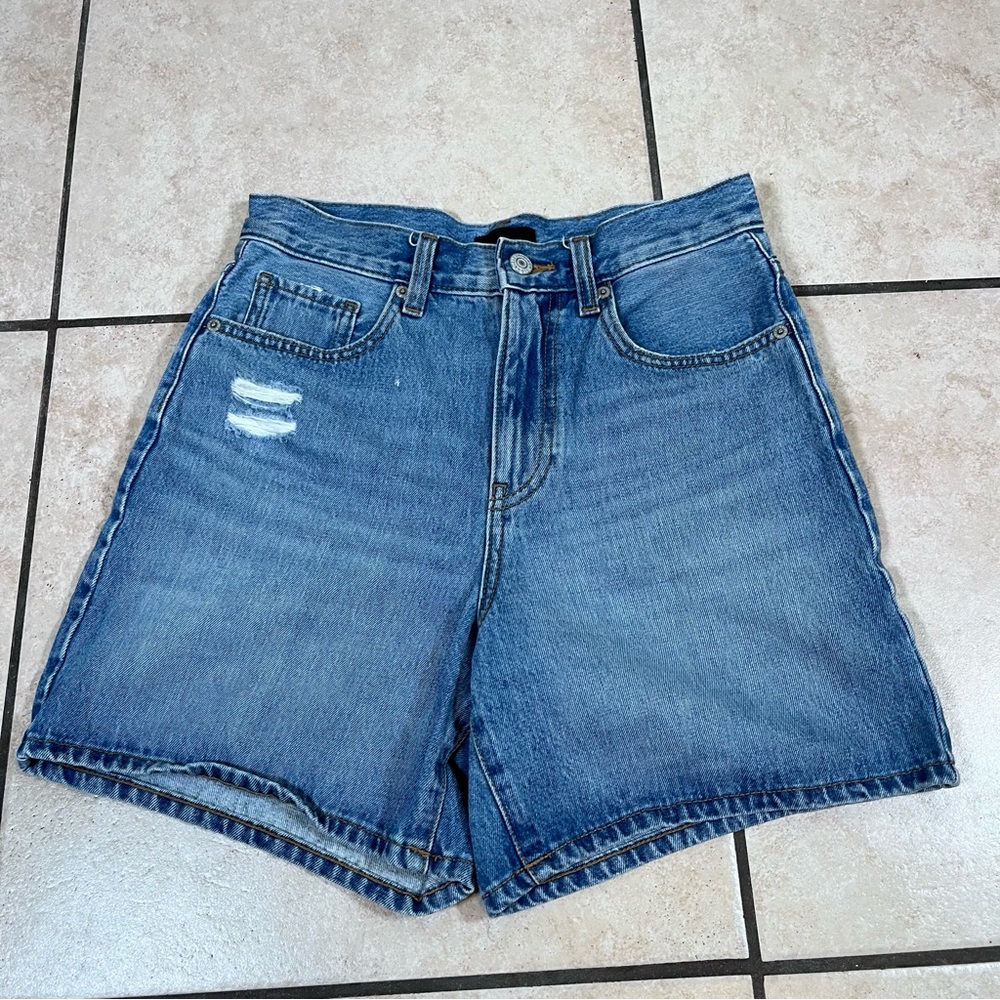 Uniqlo Mom Jeans Shorts Womens Size 24 Blue Denim High Waist Classic